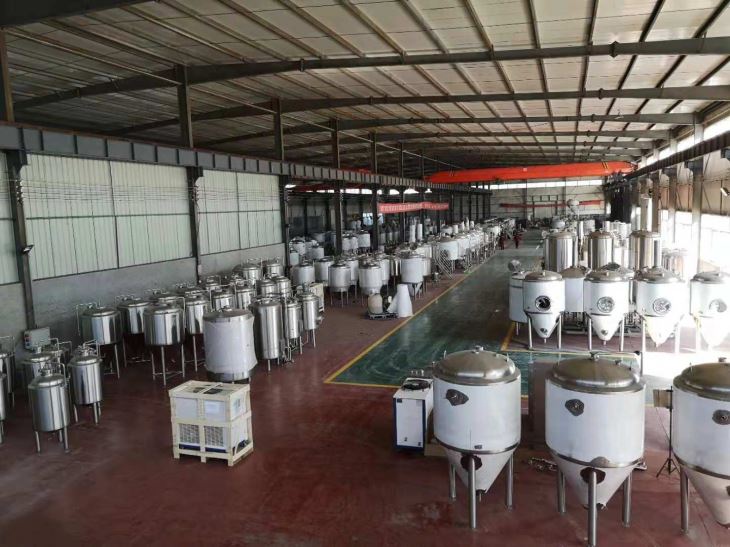 Complete Set Beer Brewery Equipment And Beer Filling Line